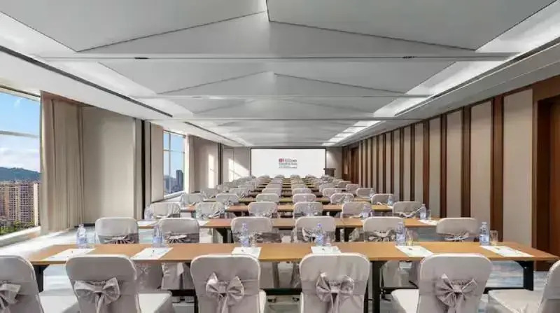Hilton Garden Inn Xingyi Wanfenglin