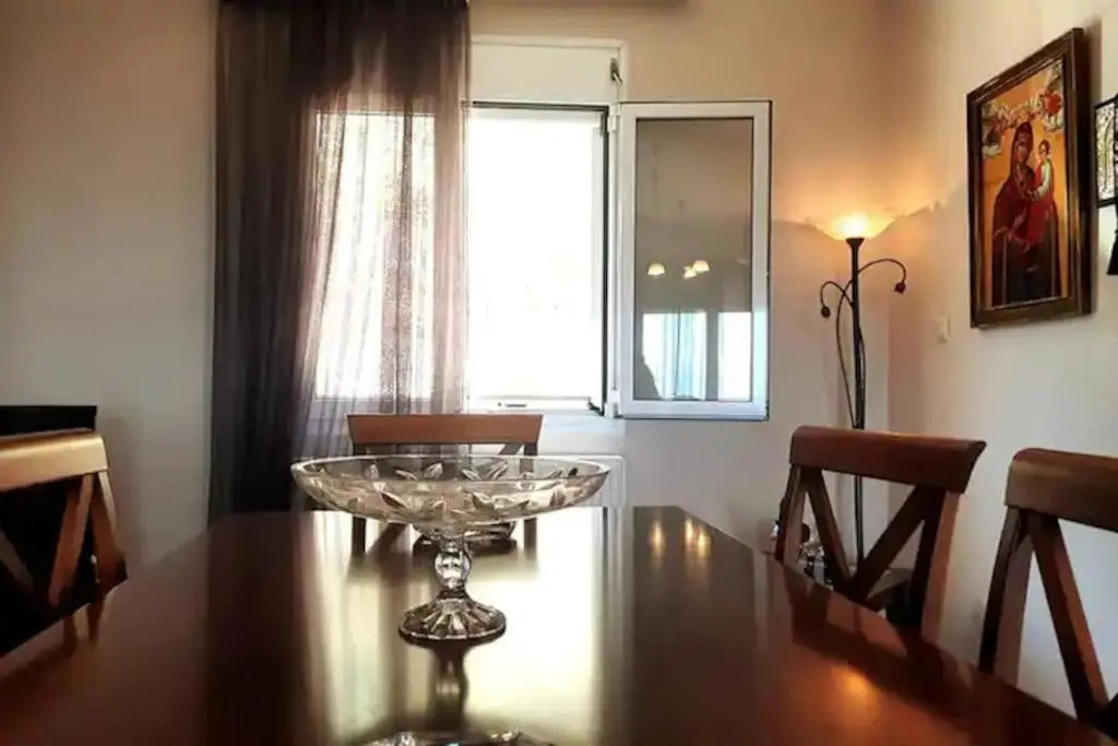 The Horizon View House