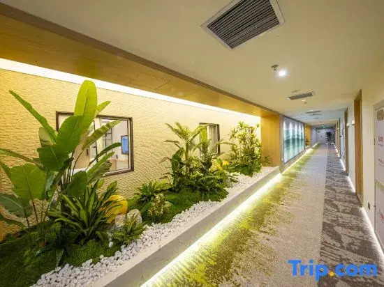 Yunqi Heyue Hotel