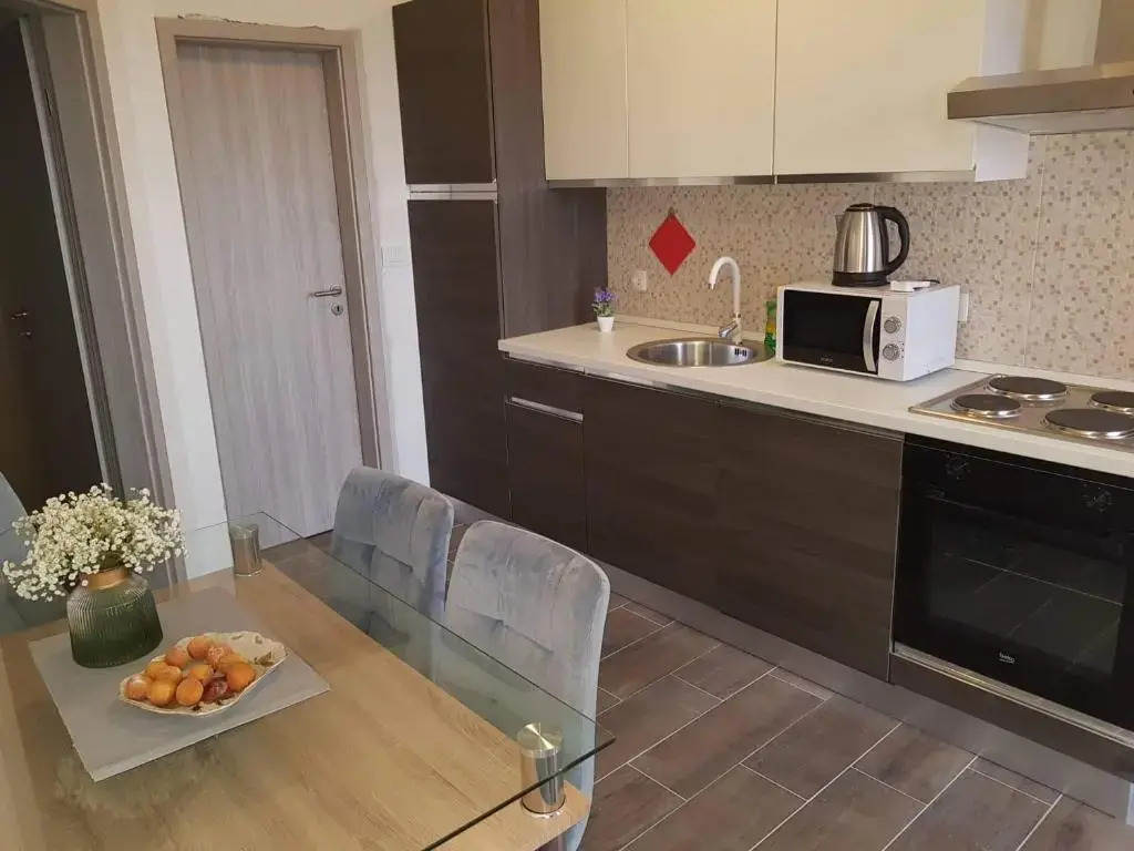 Apartmani Luce i Miho