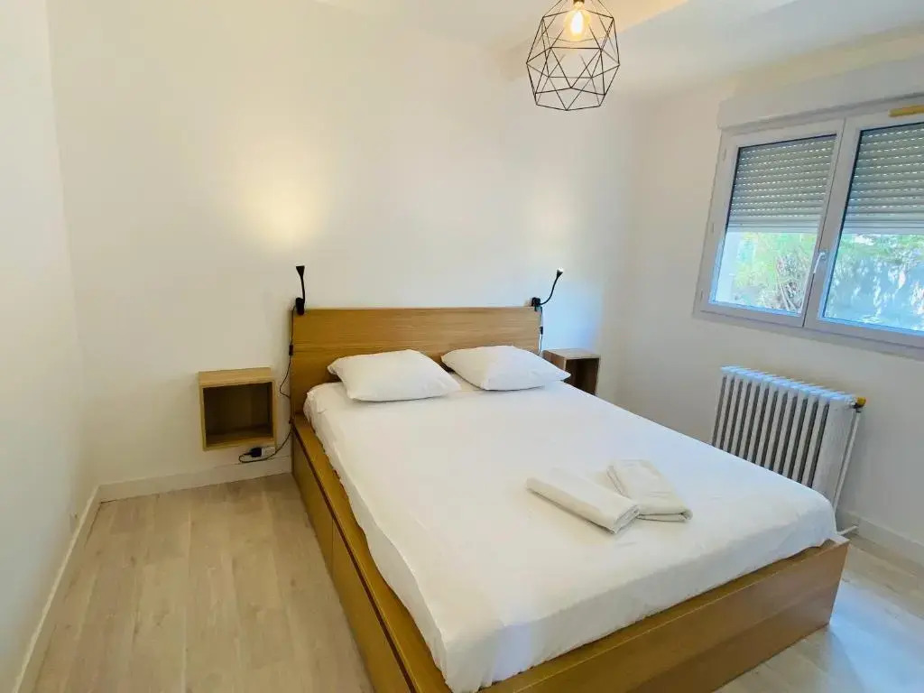 Bel appartement avec terrasse et beau jardin classé 1 étoile