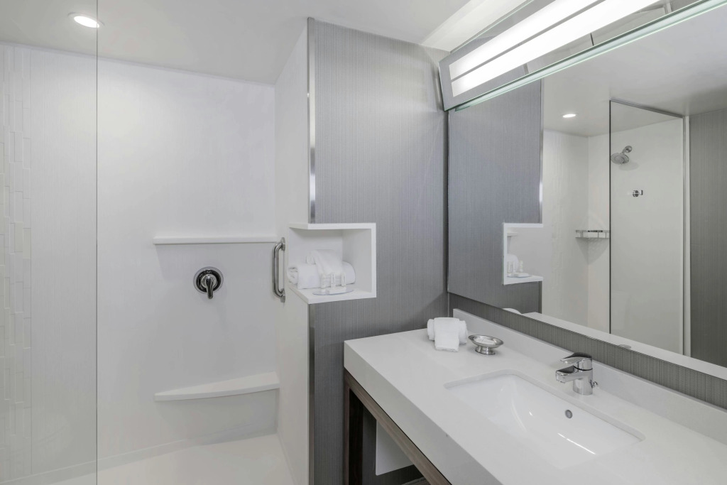 Courtyard by Marriott Burlington-Oakville