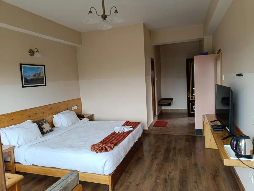 Hotel 100 Petals - Gangtok 12 mins from MG Marg