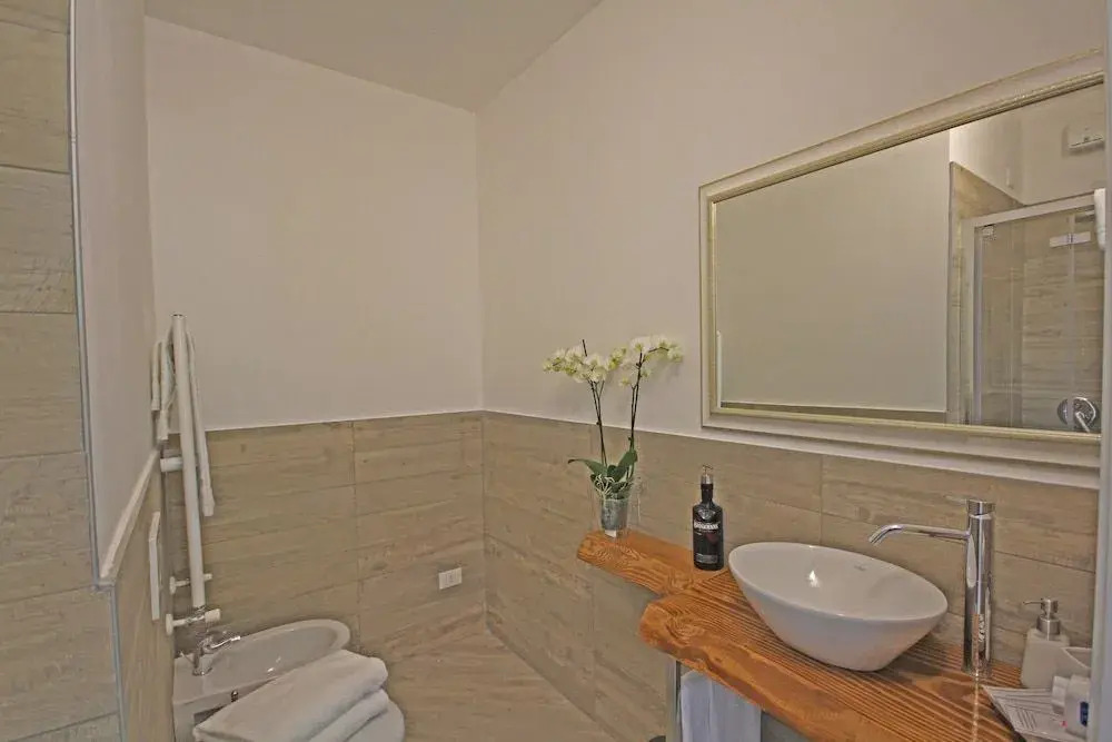 Diamond Apartments