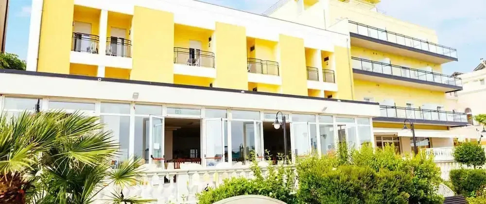 Hotel Royal