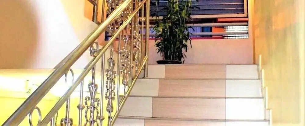 Maya Hotel