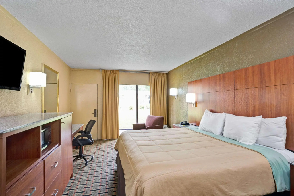 Royal Inn