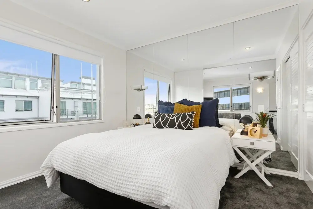 Newly Refurnished Stylish One Bedroom