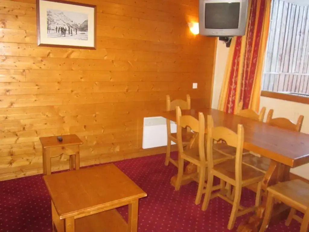 Appartement La Plagne, 2 pièces, 6 personnes - FR-1-351-59