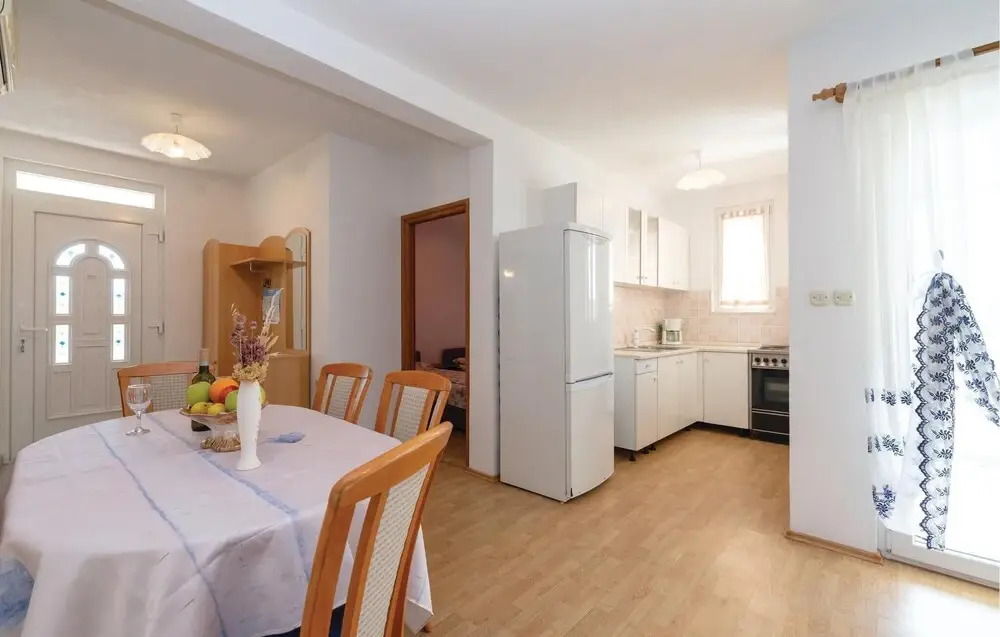 Awesome Apartment in Krusevo With 3 Bedrooms and Wifi