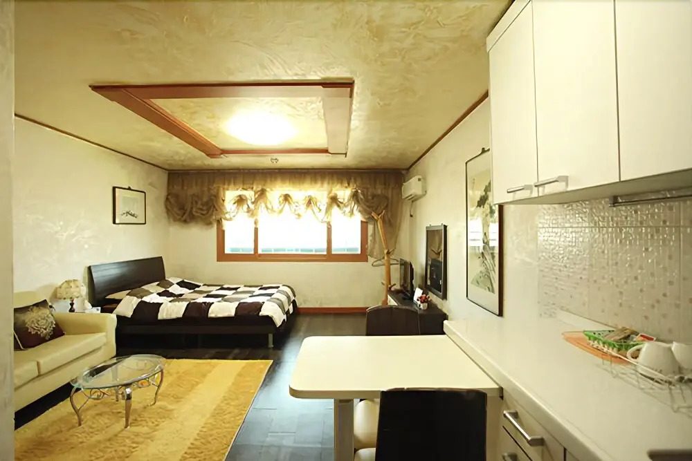 Jecheon Sineka Green Plant Pension