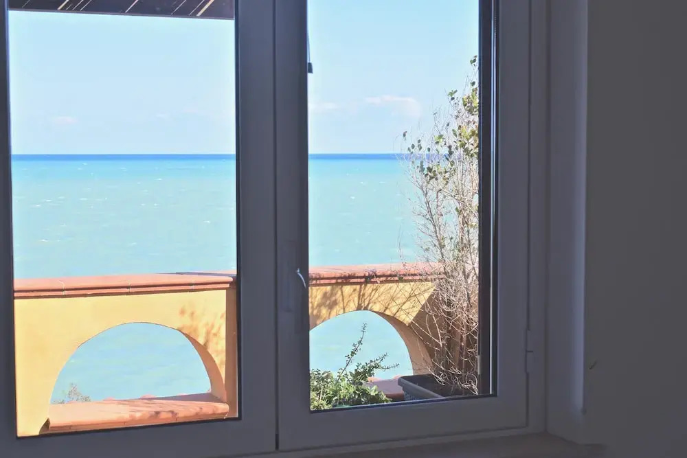 Saracena View
