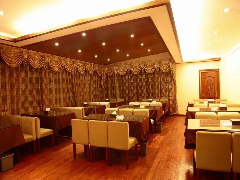 Kunming Hongxu Holiday Express Hotel