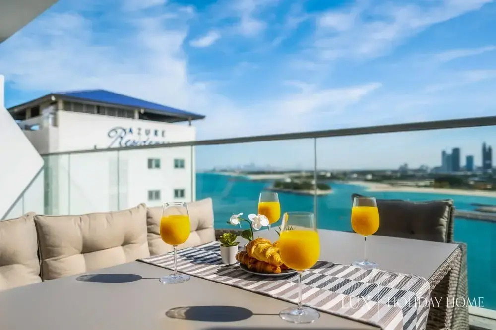 LUX Holiday Home - Azure Residence 1