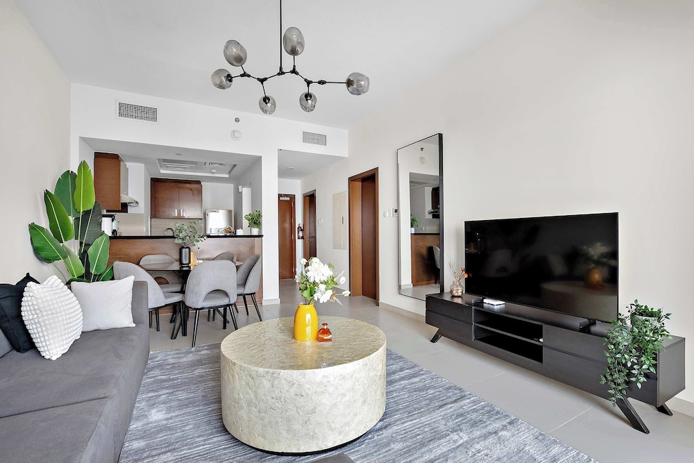 Silkhaus Urban 1BR Stay ARC Tower in Reem Island
