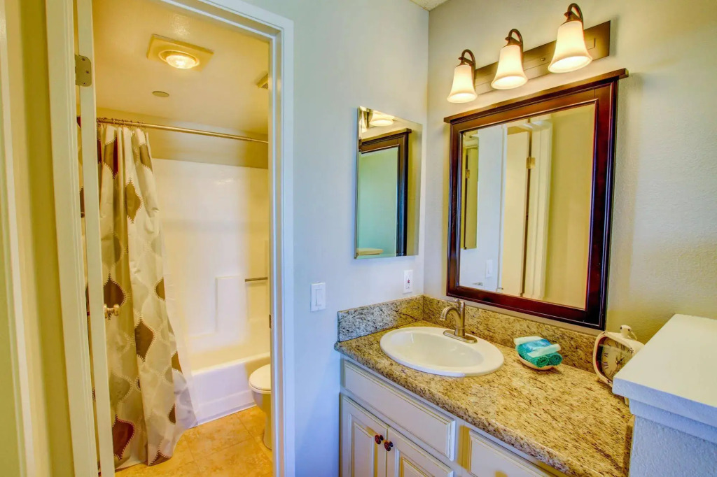 Sunshine Suites at Hillcrest