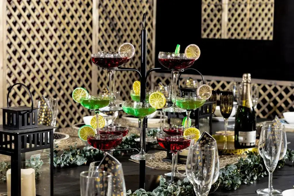 The Tudor Gathering - Events Groups - Up To 30 - Hot Tub