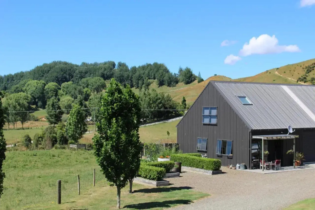 The Loft at Te Kumi Tirohanga