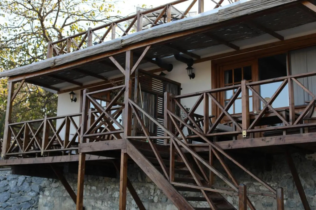 MAVİ AT HOTEL Blue Horse