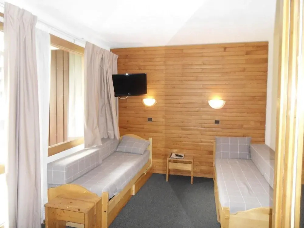 Belle Plagne Divisible Studio on Slopes for 4 People of 28 mÂ² Ag221