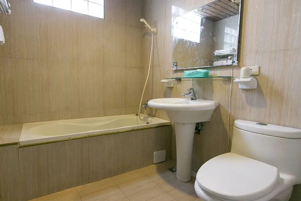 Jing Ai Hotel