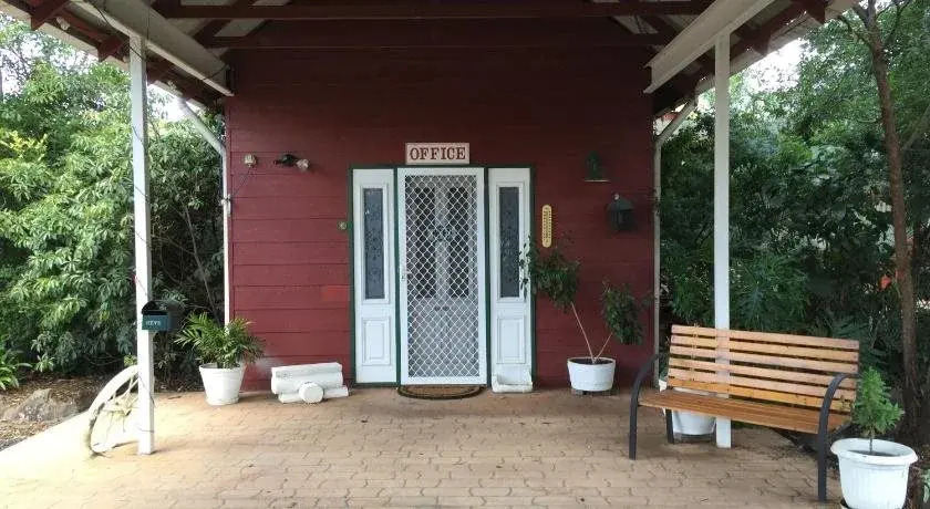 Village Motor Inn
