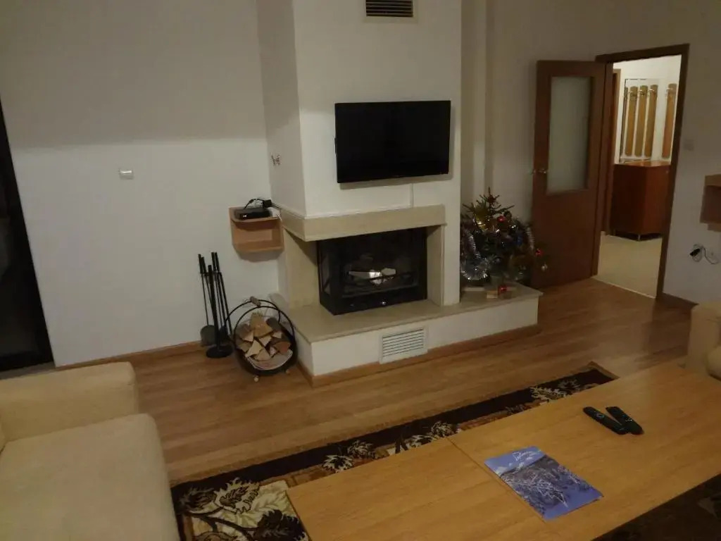 Deluxe Apartments
