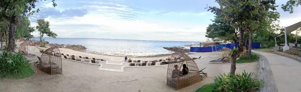 Relaxing condo at THE MACTAN NEWTOWN
