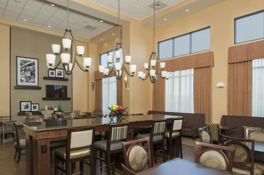 Hampton Inn & Suites Grand Rapids-Airport 28th St