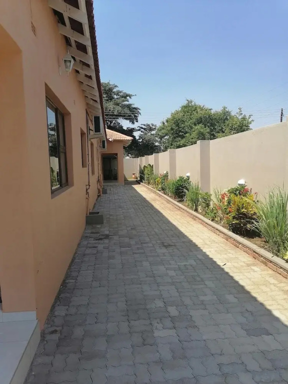 848 Guest House