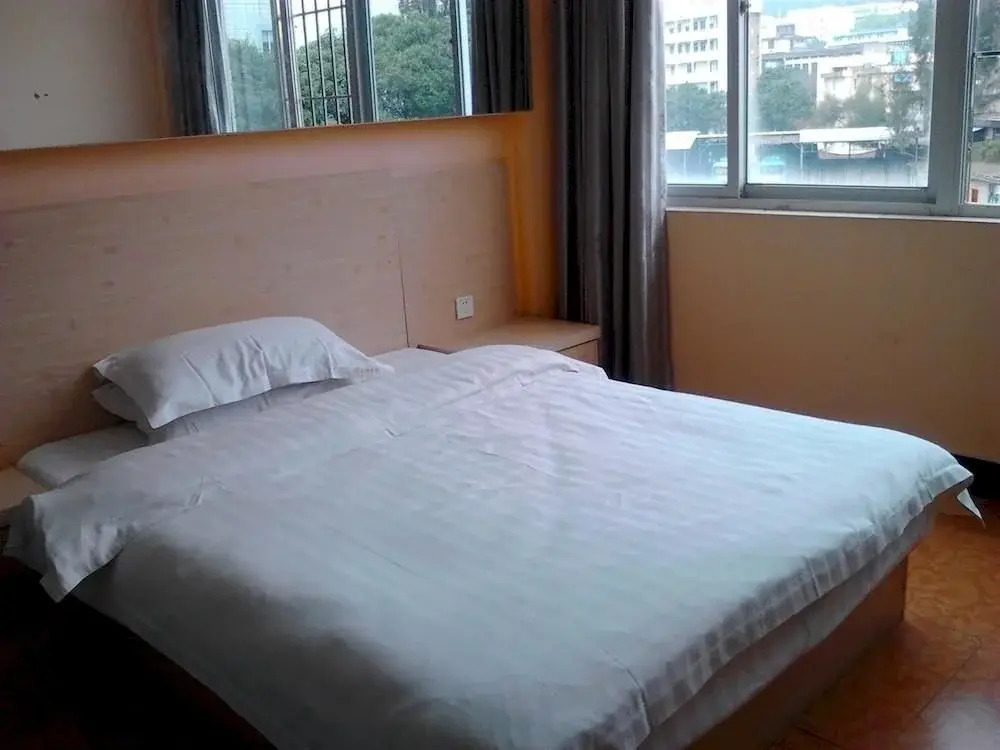 Fuzhou Huixiong Hotel