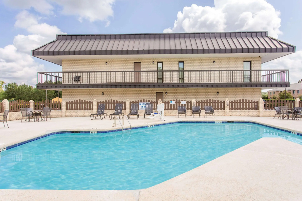 Days Inn by Wyndham Florence/I-95 North