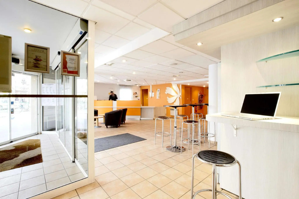 Kyriad ECO - Suresnes - La Defense