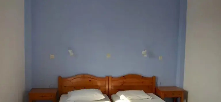 Summer Inn Parikia