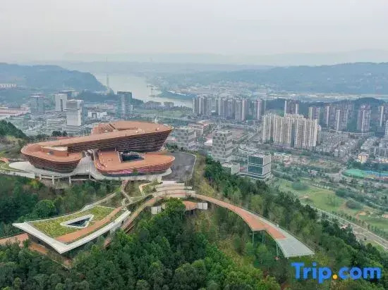 Sweetome Hotel (Yibin Lingang University Town)