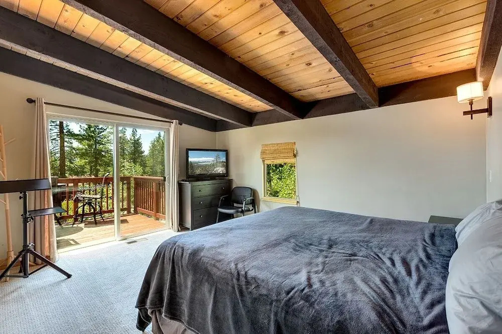Cold Creek Lodge 3 Bedroom Home