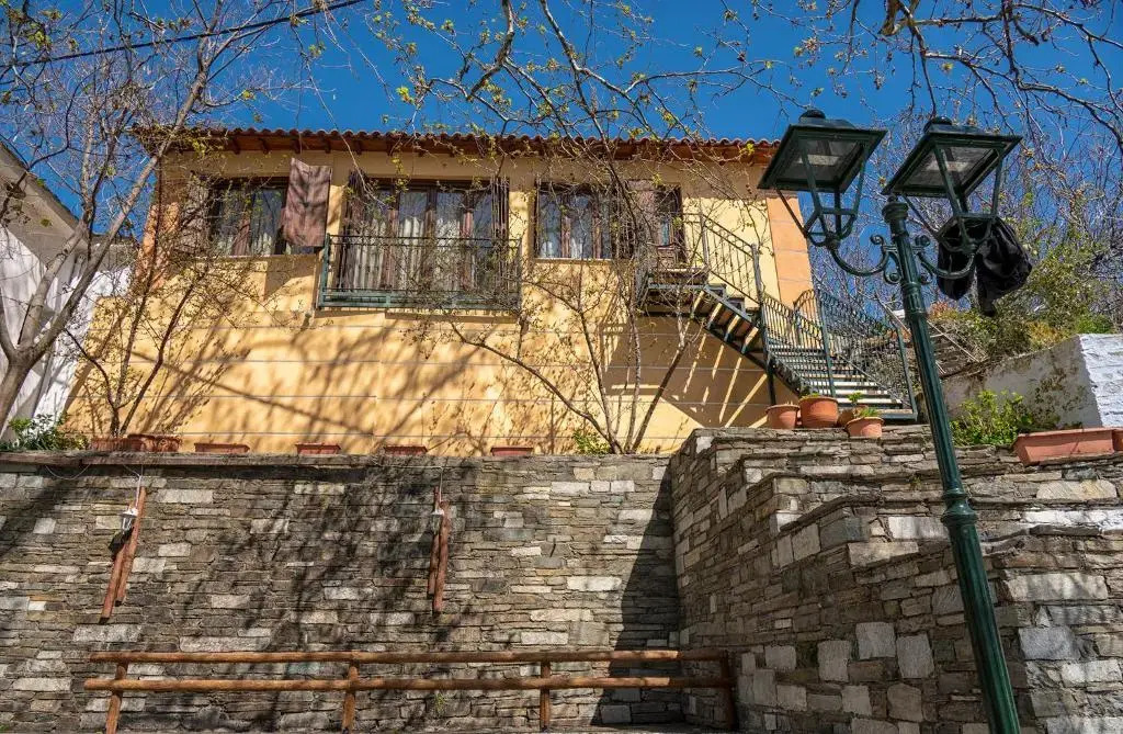 Stamoulis' house
