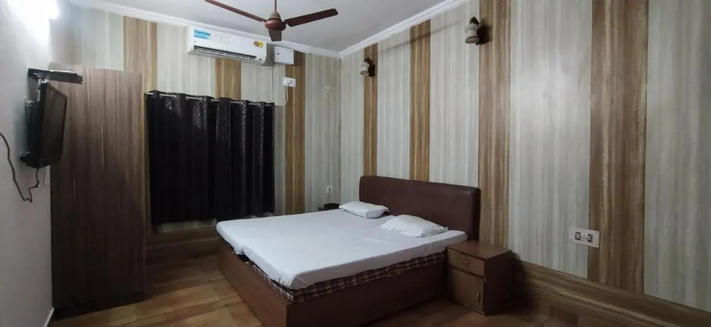 Hotel Samrat