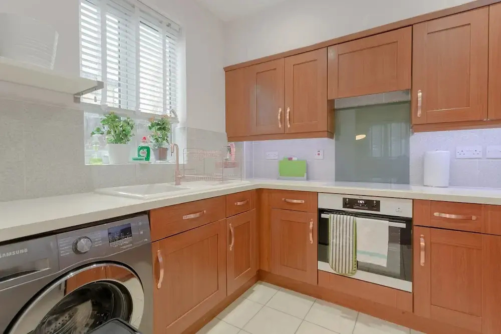 Refurbished 2 Bedroom Flat in Haggerston