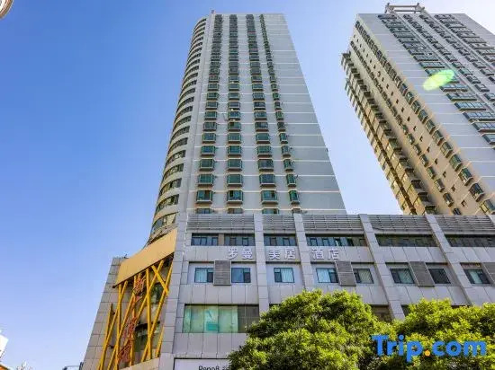 Luoman Mercure Hotel (Lanzhou Dongfanghong Square Subway Station)