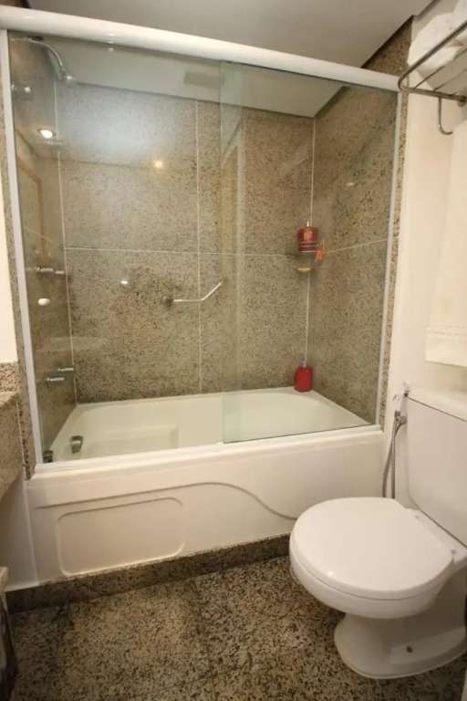 Flat 4 Estrelas Jardins