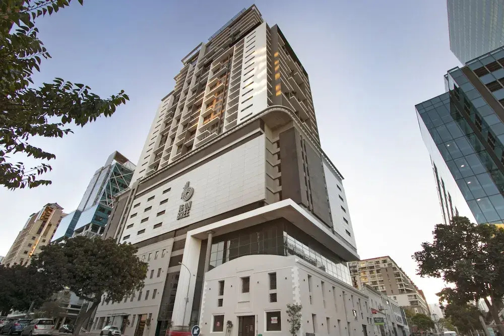 16 On Bree - Unit 1808