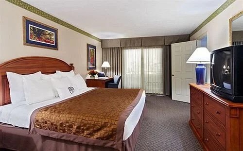 Hawthorn Suites Atlanta Northwest