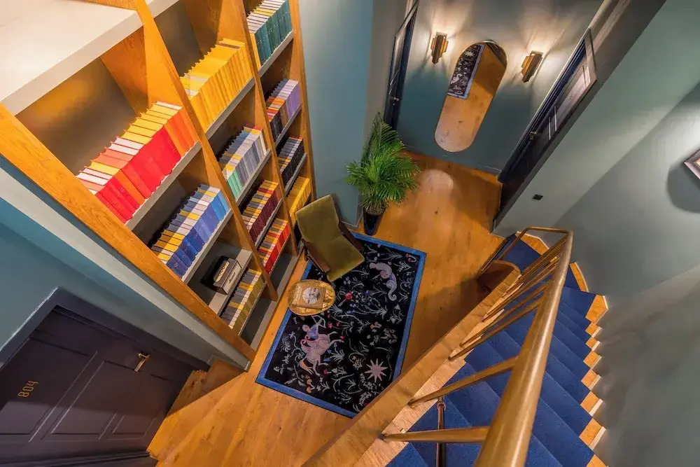 Zorba&Bond Boutique Hotel