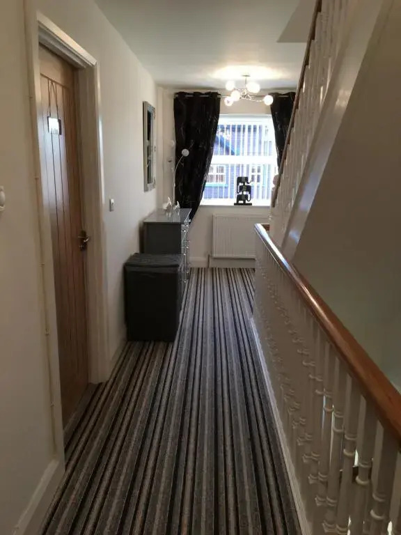 Luxury Portrush Holiday Homes - The Grove, Portrush Sleeps 14 - 6 bedrooms