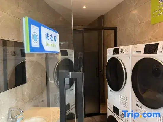 Home Inn Huayi Selected Hotel (Shenyang Liaozhong District Zhongxin Street Branch)