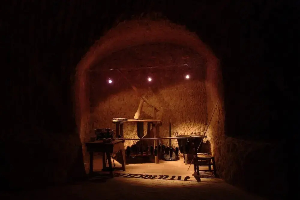 Cuevas Almagruz