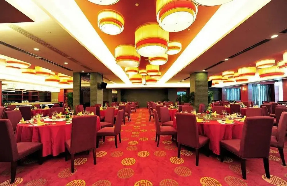 Xiangsheng Century Hotel