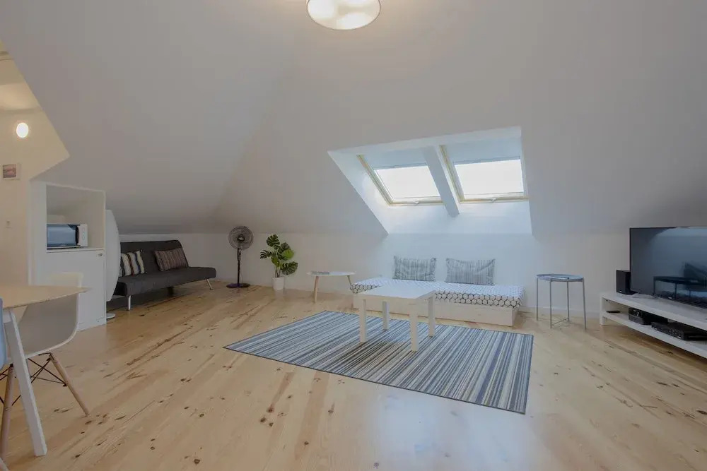 Liiiving - Cosy Downtown Apartments