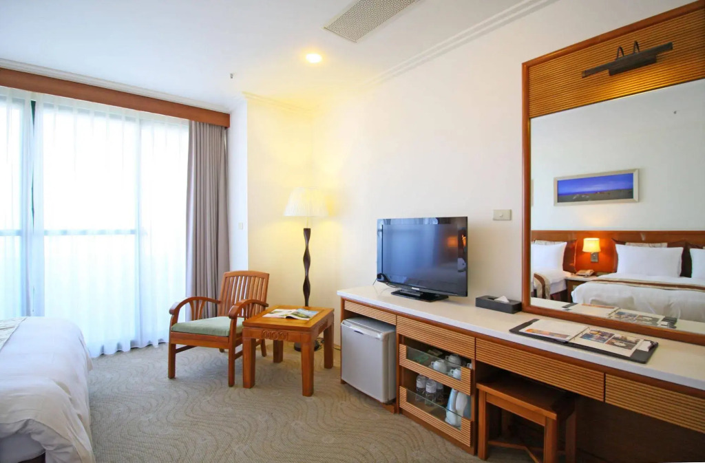 Yaling Hotel